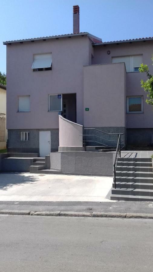 Apartment Buic Pula Exterior foto